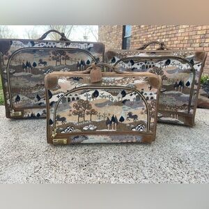 Vintage 1970’s French and Co luggage. Unicorn countryside -rare